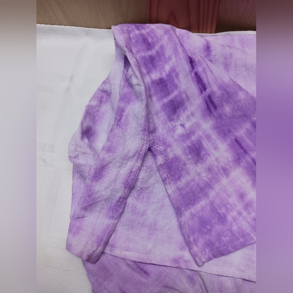 Avon Open Shoulder Blouse/Size L 12-14/Lightweight Purple Tie Dye Ruffle Sleeve - Picture 2 of 14